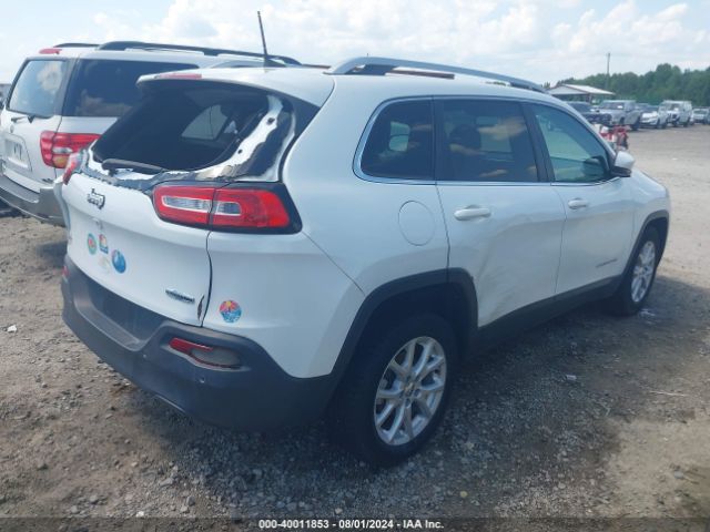 Photo 3 VIN: 1C4PJLCB1GW373968 - JEEP CHEROKEE 