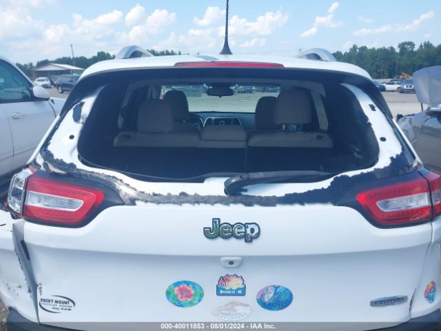 Photo 5 VIN: 1C4PJLCB1GW373968 - JEEP CHEROKEE 