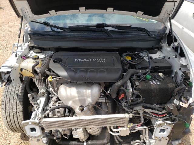 Photo 6 VIN: 1C4PJLCB1JD557066 - JEEP CHEROKEE L 