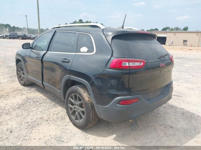 Photo 2 VIN: 1C4PJLCB1JD596272 - JEEP CHEROKEE 