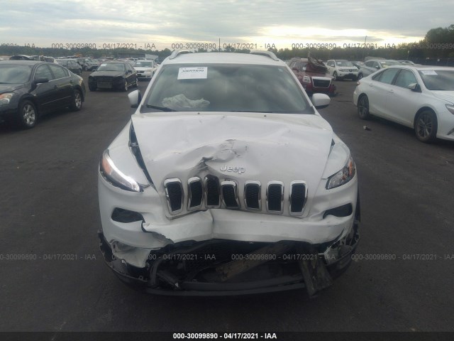 Photo 5 VIN: 1C4PJLCB1JD605603 - JEEP CHEROKEE 