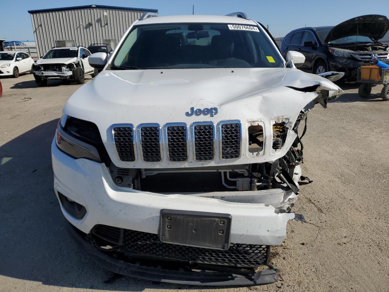 Photo 4 VIN: 1C4PJLCB1KD206711 - JEEP GRAND CHEROKEE 