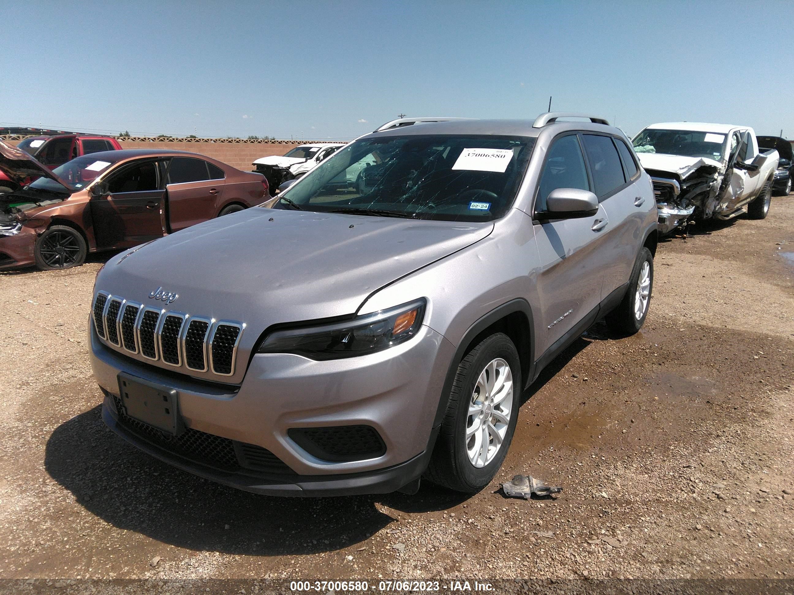 Photo 1 VIN: 1C4PJLCB1MD180243 - JEEP CHEROKEE 