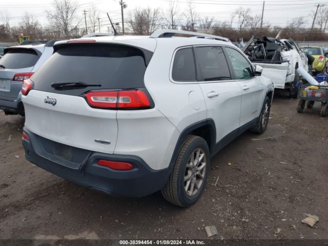 Photo 3 VIN: 1C4PJLCB2EW185330 - JEEP CHEROKEE 