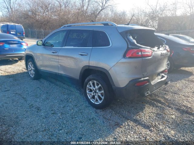 Photo 2 VIN: 1C4PJLCB2FW572607 - JEEP CHEROKEE 