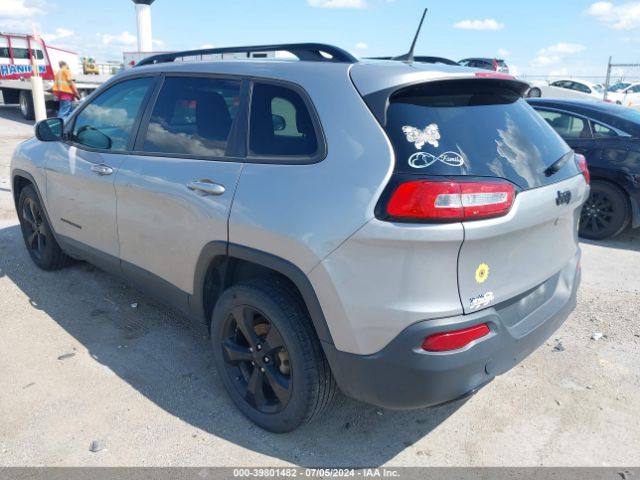 Photo 2 VIN: 1C4PJLCB2GW127544 - JEEP CHEROKEE 