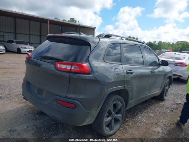 Photo 3 VIN: 1C4PJLCB2GW233377 - JEEP CHEROKEE 