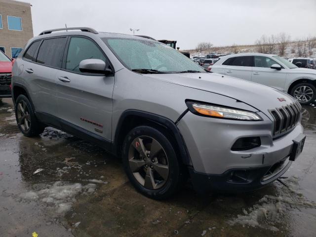 Photo 3 VIN: 1C4PJLCB2GW311897 - JEEP GRAND CHEROKEE 