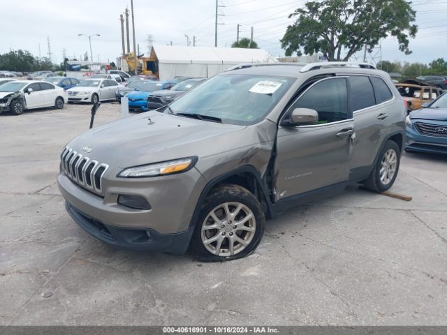 Photo 1 VIN: 1C4PJLCB2HW560203 - JEEP CHEROKEE 