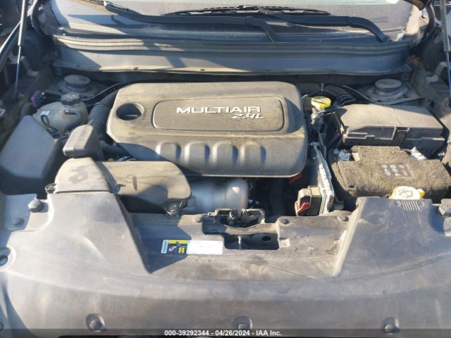 Photo 9 VIN: 1C4PJLCB2JD524125 - TOYOTA CAMRY 