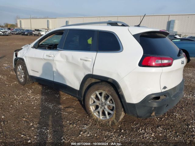 Photo 2 VIN: 1C4PJLCB2JD561109 - JEEP CHEROKEE 