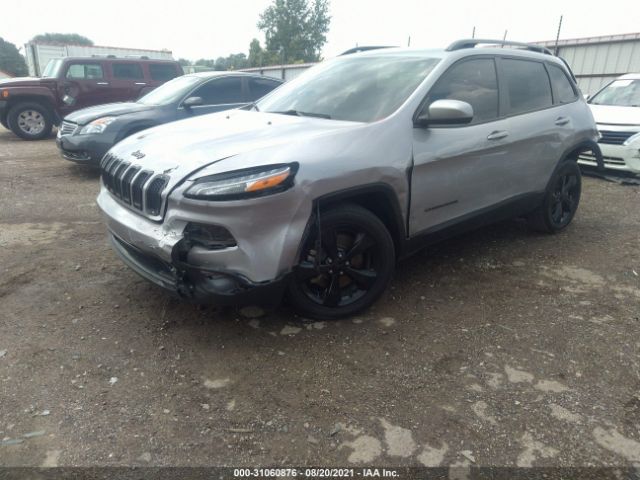 Photo 1 VIN: 1C4PJLCB2JD595602 - JEEP CHEROKEE 