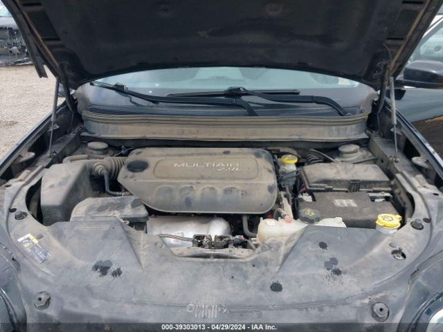 Photo 9 VIN: 1C4PJLCB2KD145272 - JEEP CHEROKEE 