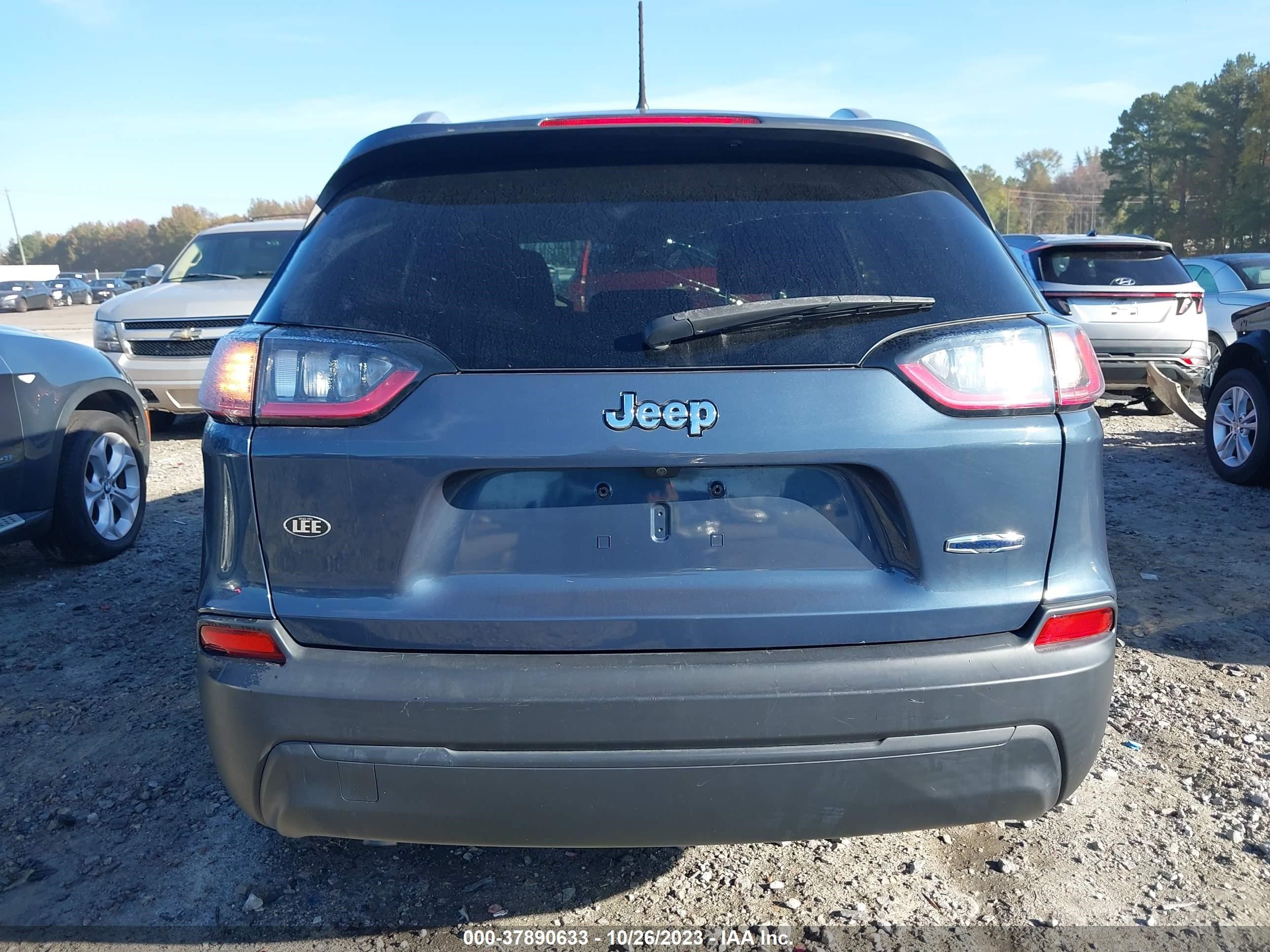 Photo 15 VIN: 1C4PJLCB2LD569598 - JEEP CHEROKEE 