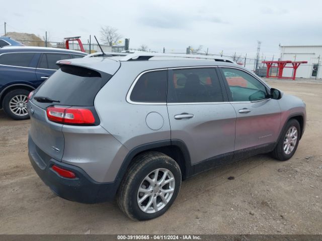 Photo 3 VIN: 1C4PJLCB3EW123144 - JEEP CHEROKEE 