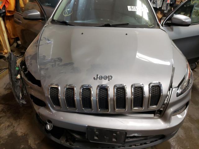 Photo 6 VIN: 1C4PJLCB3FW566301 - JEEP CHEROKEE L 