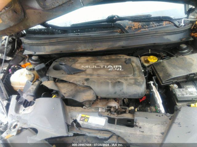 Photo 9 VIN: 1C4PJLCB3FW627999 - JEEP CHEROKEE 