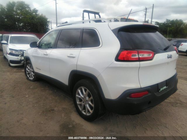 Photo 2 VIN: 1C4PJLCB3FW761217 - JEEP CHEROKEE 