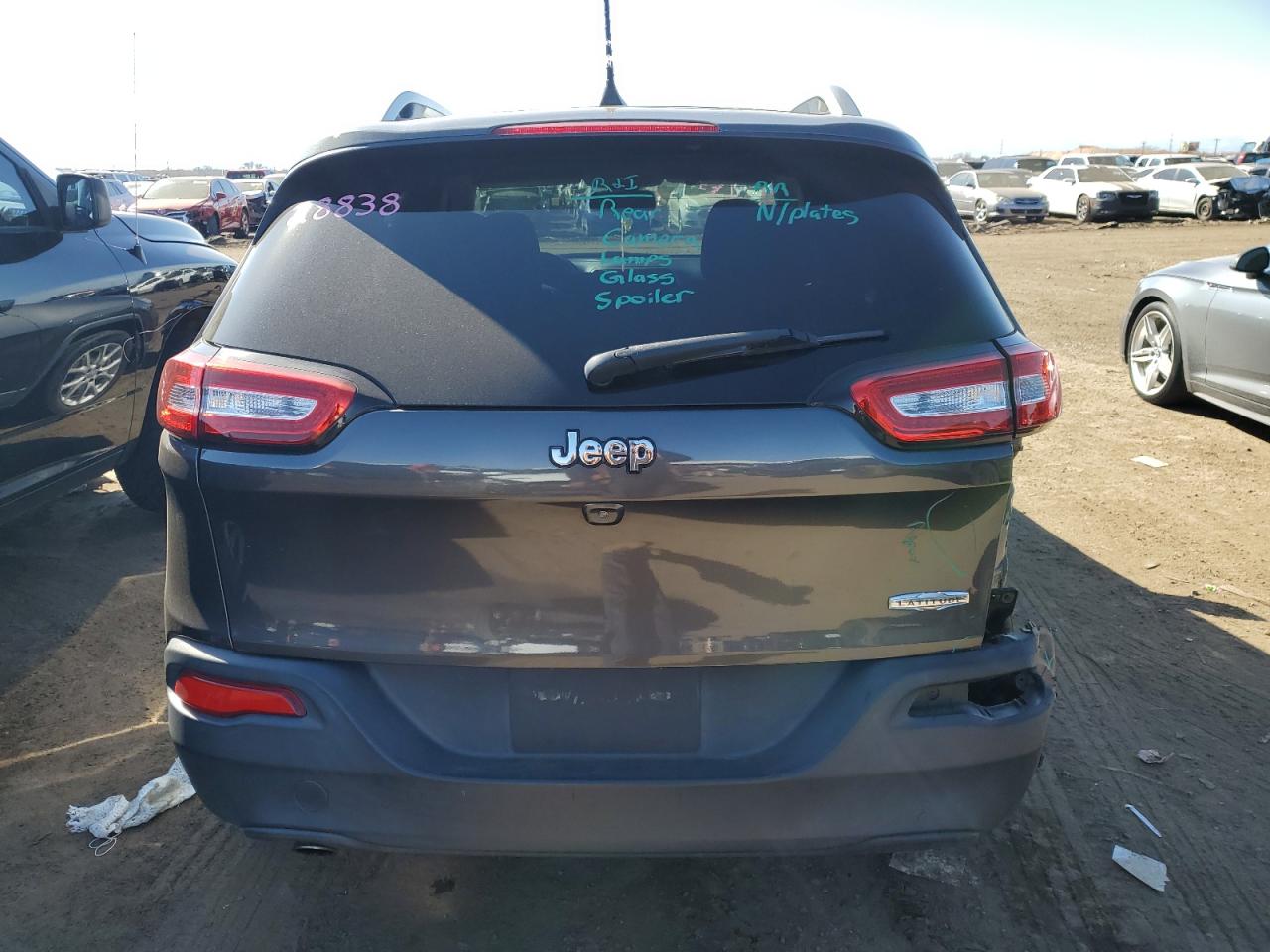 Photo 5 VIN: 1C4PJLCB3GW283849 - JEEP GRAND CHEROKEE 