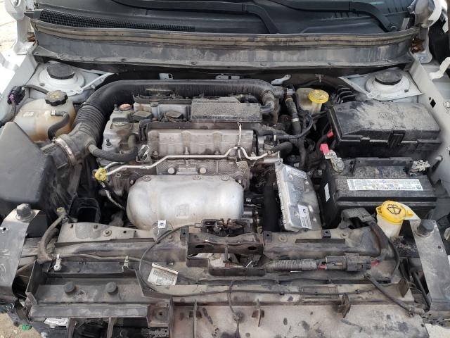 Photo 6 VIN: 1C4PJLCB3GW303727 - JEEP CHEROKEE L 