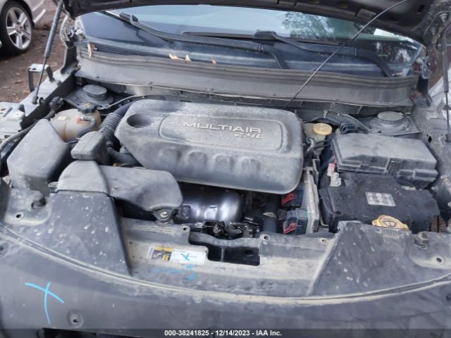 Photo 9 VIN: 1C4PJLCB3GW338722 - JEEP CHEROKEE 