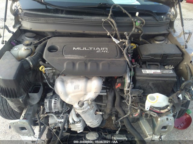 Photo 9 VIN: 1C4PJLCB3GW355388 - JEEP CHEROKEE 