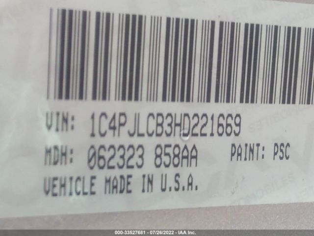 Photo 8 VIN: 1C4PJLCB3HD221669 - JEEP CHEROKEE 