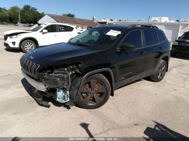 Photo 1 VIN: 1C4PJLCB3HW571887 - JEEP CHEROKEE 