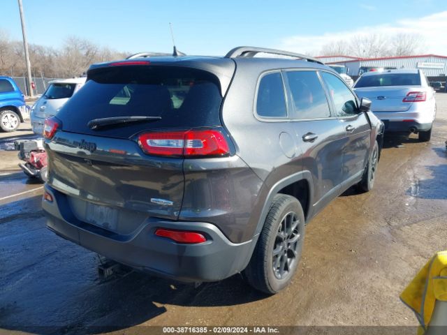 Photo 3 VIN: 1C4PJLCB3HW607786 - JEEP CHEROKEE 