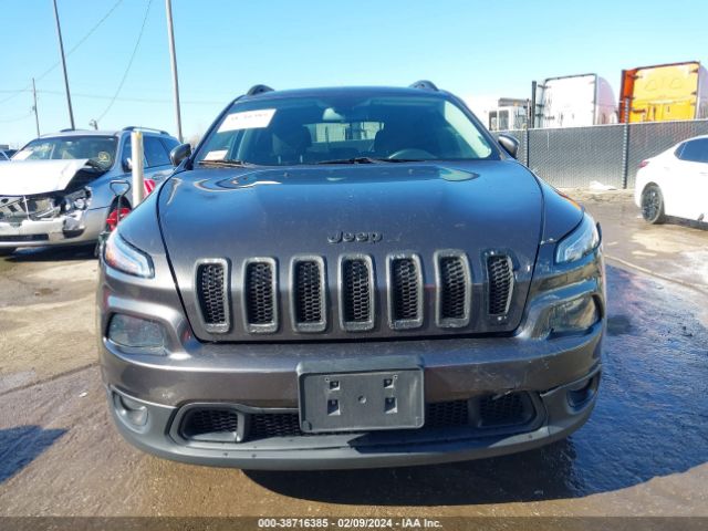 Photo 5 VIN: 1C4PJLCB3HW607786 - JEEP CHEROKEE 