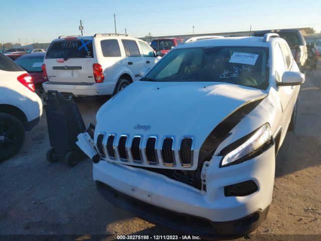 Photo 5 VIN: 1C4PJLCB3HW666837 - JEEP CHEROKEE 