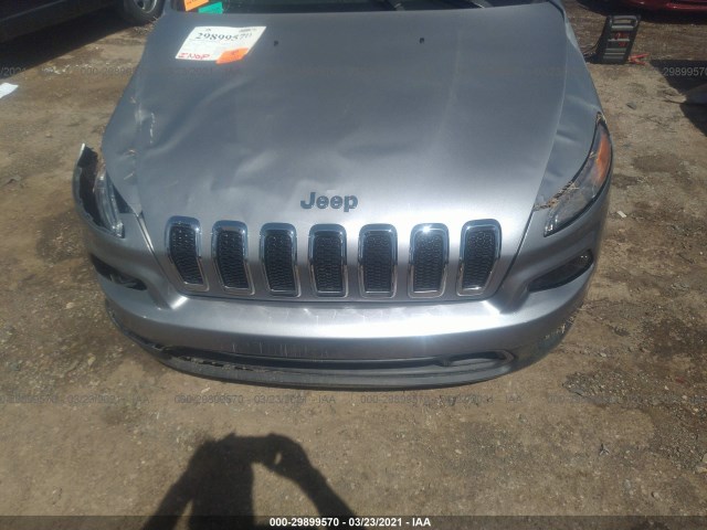 Photo 9 VIN: 1C4PJLCB3JD537479 - JEEP CHEROKEE 