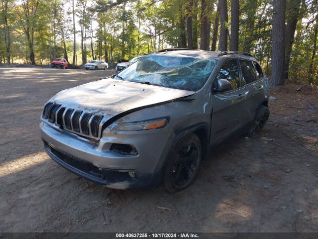 Photo 1 VIN: 1C4PJLCB3JD552516 - JEEP CHEROKEE 