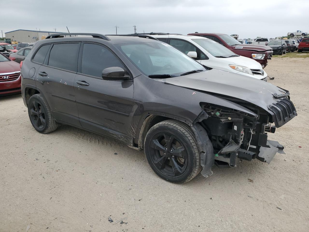 Photo 3 VIN: 1C4PJLCB3JD553343 - JEEP GRAND CHEROKEE 