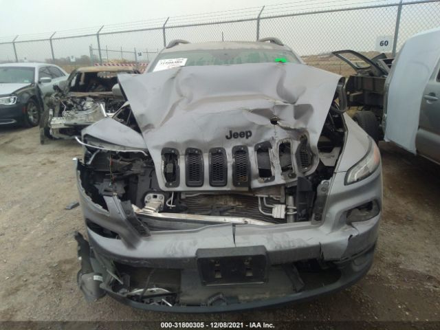 Photo 5 VIN: 1C4PJLCB3JD557165 - JEEP GRAND CHEROKEE 