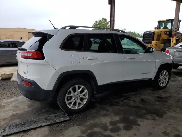 Photo 2 VIN: 1C4PJLCB3JD560700 - JEEP CHEROKEE L 