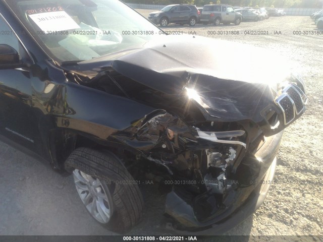 Photo 5 VIN: 1C4PJLCB3KD358294 - JEEP CHEROKEE 