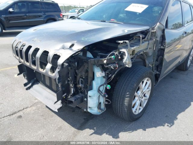 Photo 5 VIN: 1C4PJLCB4EW147906 - JEEP CHEROKEE 