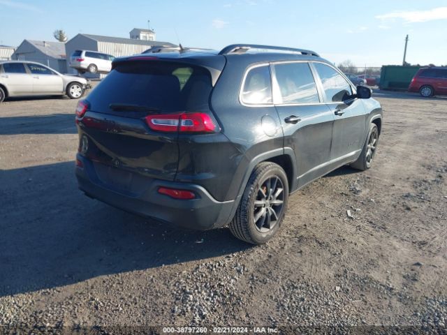 Photo 3 VIN: 1C4PJLCB4EW295232 - JEEP CHEROKEE 