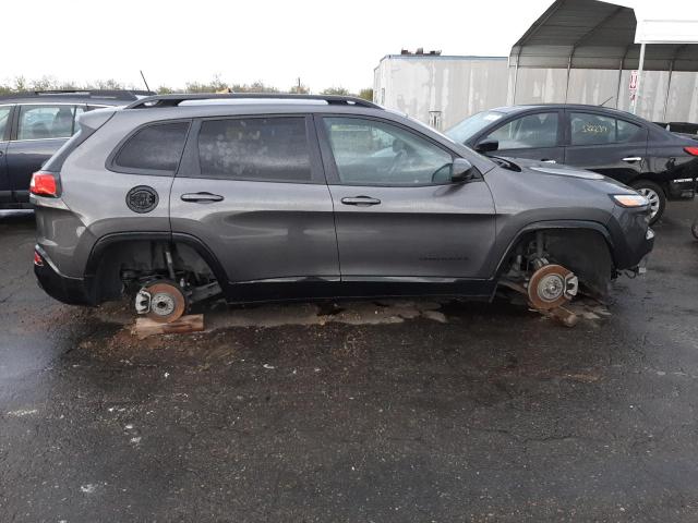 Photo 8 VIN: 1C4PJLCB4JD615347 - JEEP CHEROKEE 