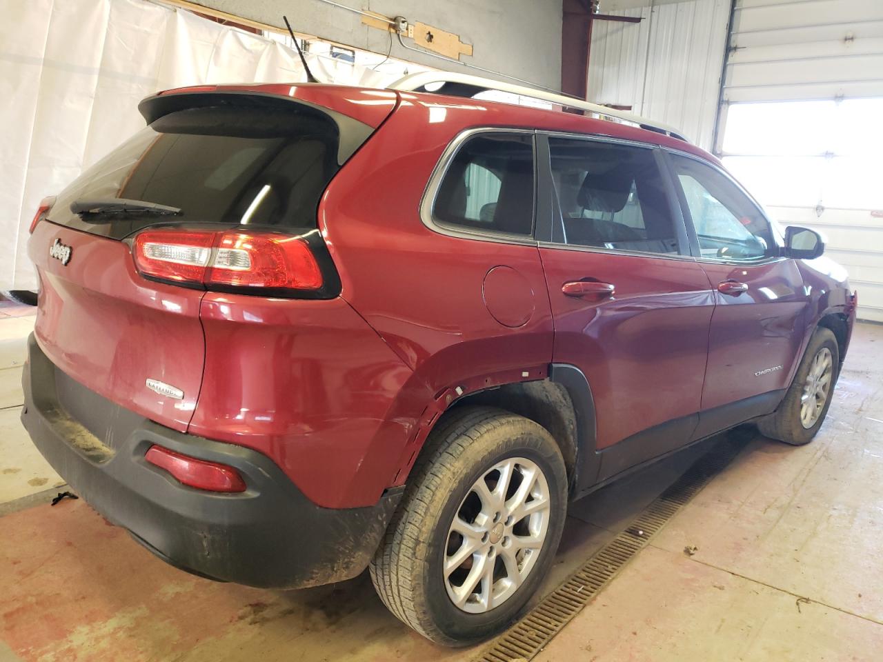 Photo 2 VIN: 1C4PJLCB5EW149082 - JEEP GRAND CHEROKEE 