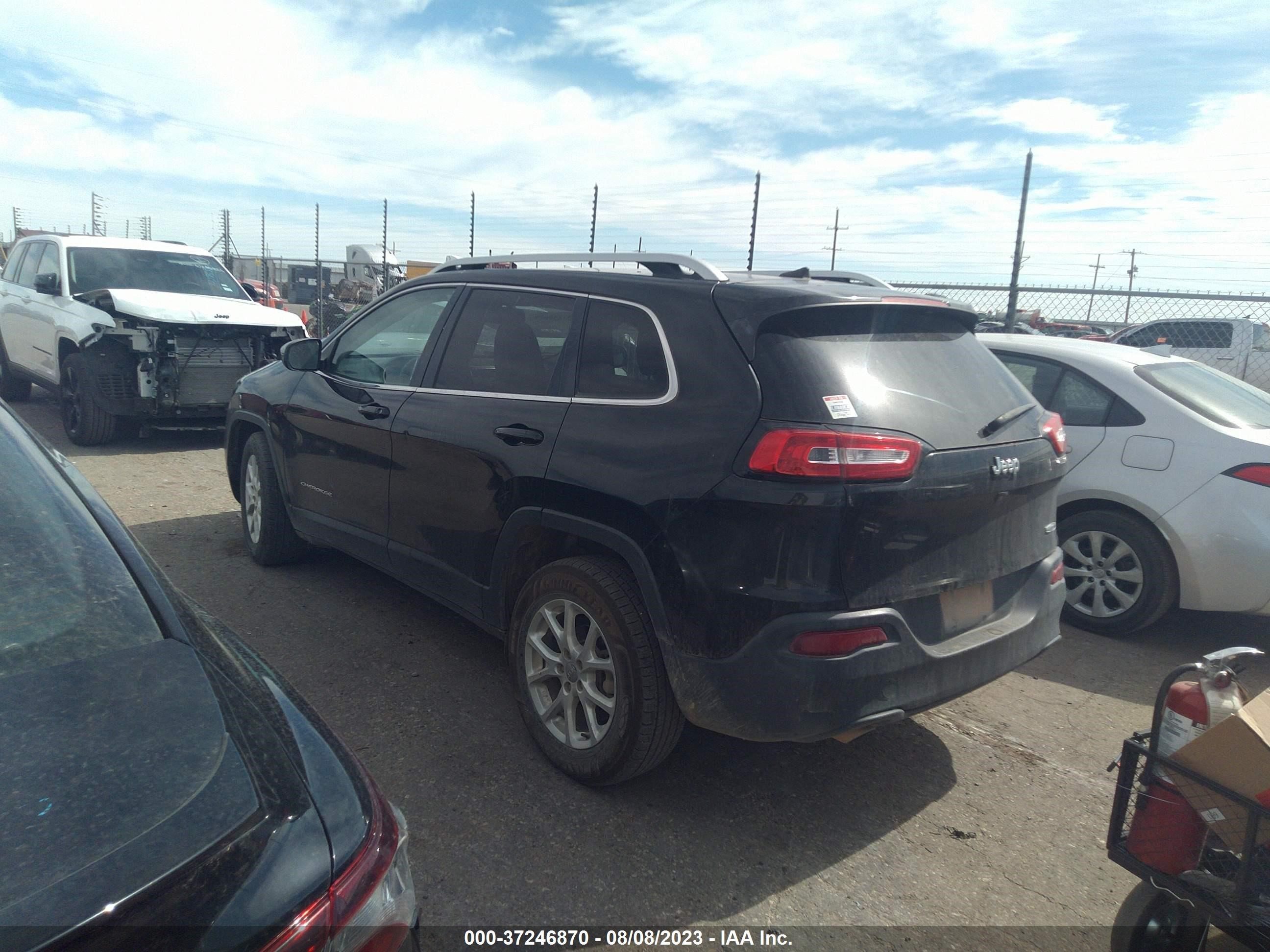 Photo 2 VIN: 1C4PJLCB5FW793375 - JEEP CHEROKEE 