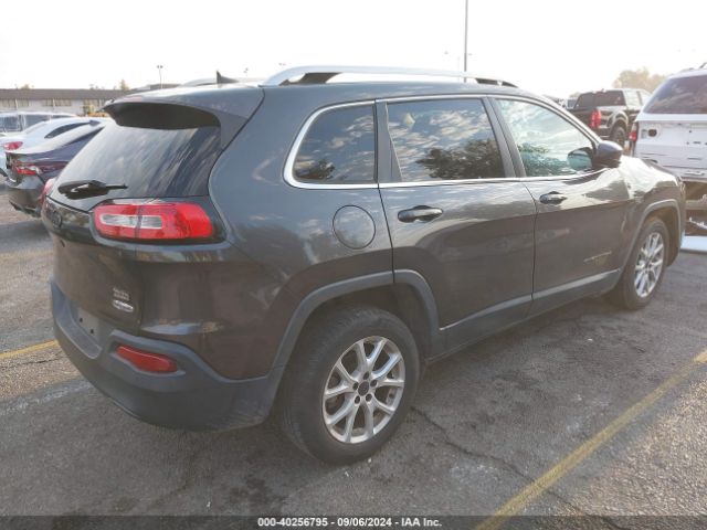 Photo 3 VIN: 1C4PJLCB5GW171568 - JEEP CHEROKEE 