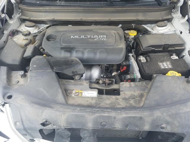 Photo 6 VIN: 1C4PJLCB5JD551898 - JEEP CHEROKEE L 