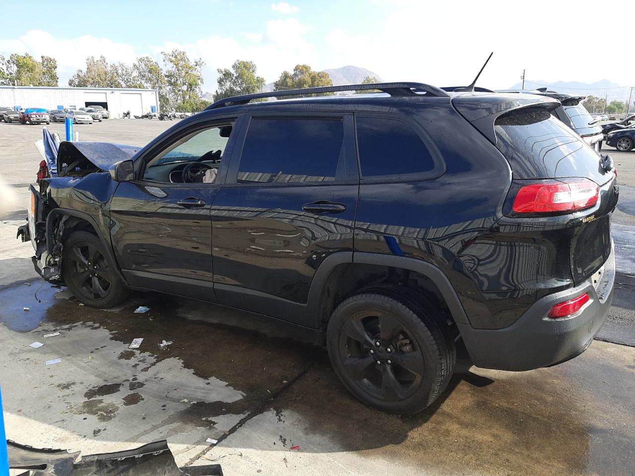 Photo 1 VIN: 1C4PJLCB5JD556552 - JEEP GRAND CHEROKEE 