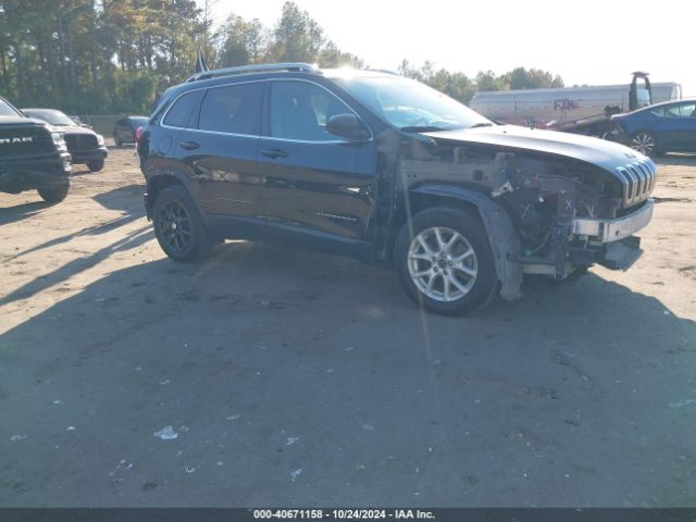 Photo 5 VIN: 1C4PJLCB5JD574095 - JEEP CHEROKEE 