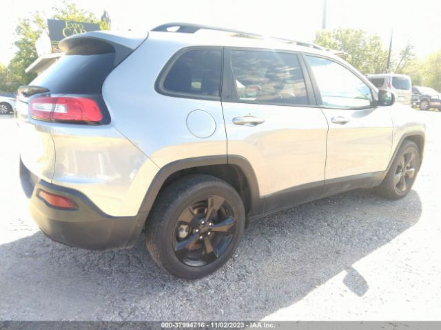 Photo 3 VIN: 1C4PJLCB5JD595366 - JEEP CHEROKEE 