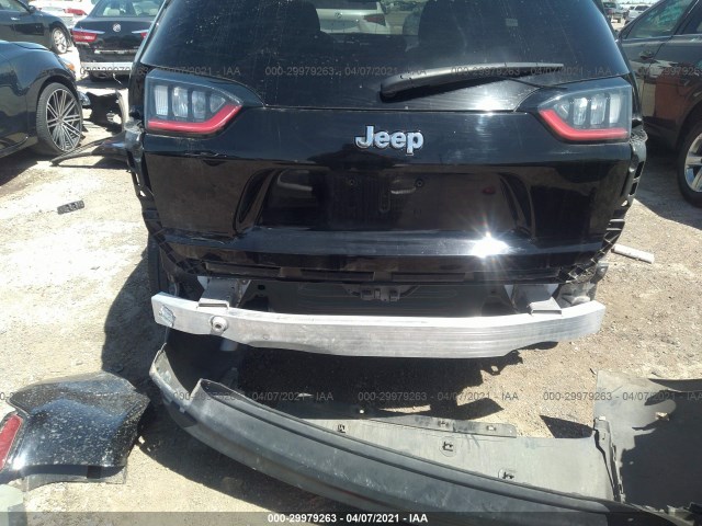 Photo 5 VIN: 1C4PJLCB5KD387635 - JEEP CHEROKEE 