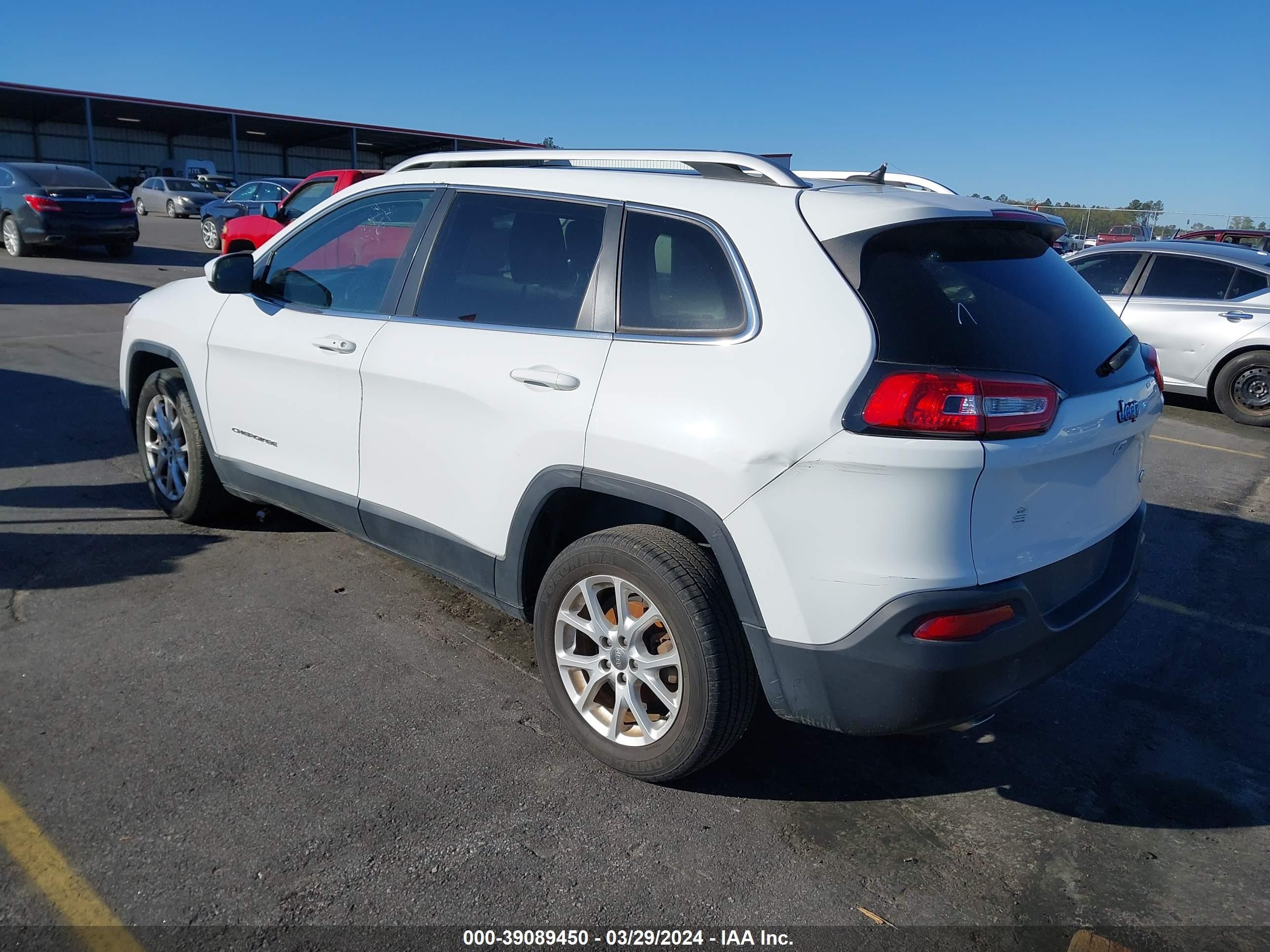 Photo 2 VIN: 1C4PJLCB6EW231161 - JEEP CHEROKEE 