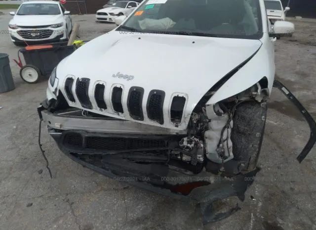 Photo 5 VIN: 1C4PJLCB6GW297745 - JEEP CHEROKEE 